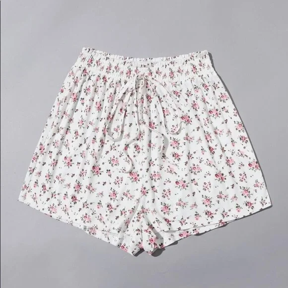 New Women’s Floral Pajama Sleep Shorts​ - Picture 3 of 6